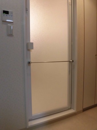 小さなお子様も入りやすいエコベンチ浴槽で楽しいバスタイムに 小さなお子様も入りやすいエコベンチ浴槽で楽しいバスタイムに